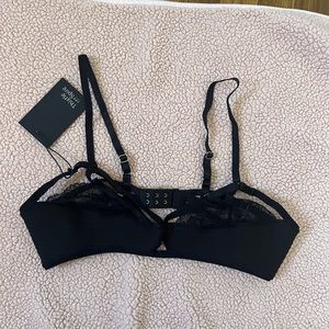Thistle & Spire adjustable black bra size M